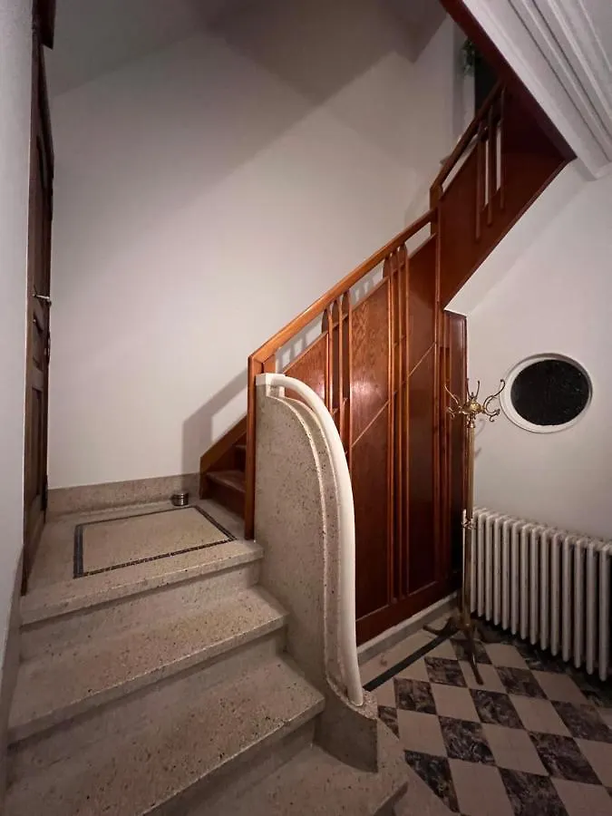 Charmante Art Deco Rijwoning Ostend